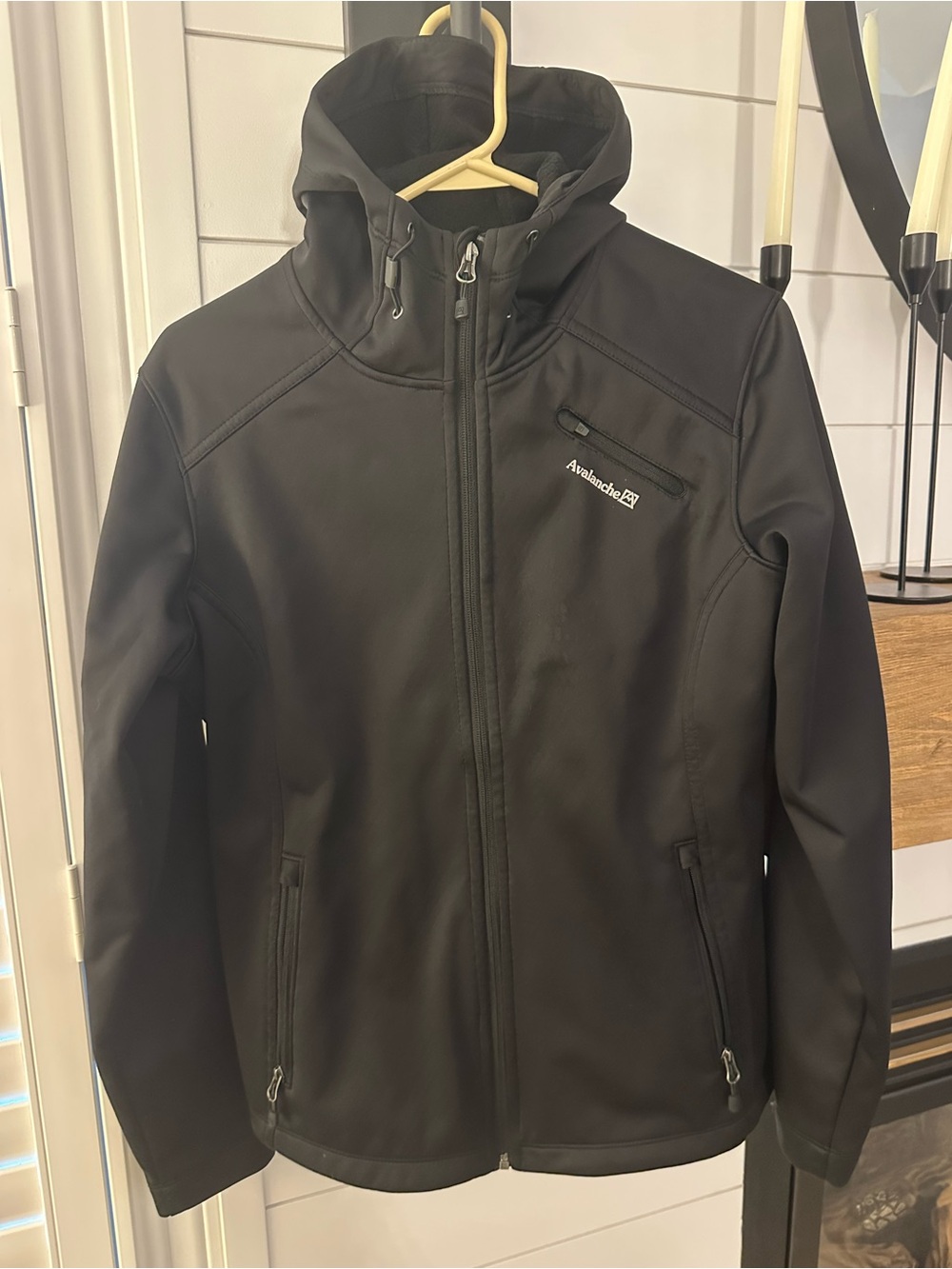 Avalanche Black Women's Hooded Softshell Puffer Jacket